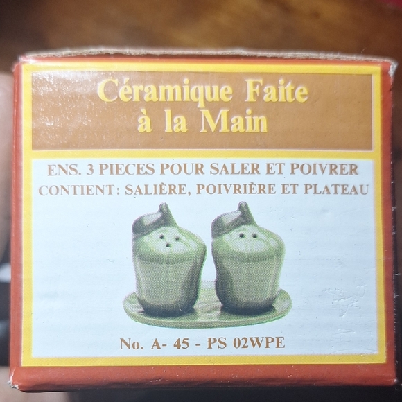 Handcrafted Ceramic Salt & Pepper Set - Picture 2 of 11